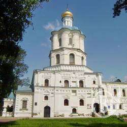 Про історію Чернігівського колегіуму з часу спорудження розкажуть в ньому ж 25 квітня Про історію Чернігівського колегіуму з часу спорудження розкажуть в ньому ж 25 квітня