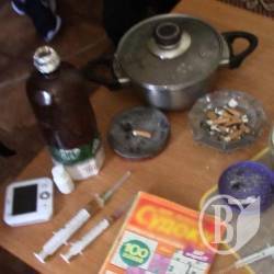 В поліції дізналися, де купують наркотики, і теж трохи прикупили В поліції дізналися, де купують наркотики, і теж трохи прикупили