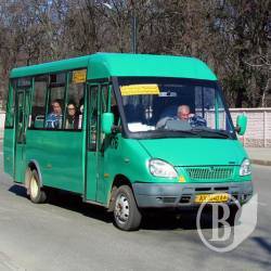 Маршрутка вдарила ВАЗ Маршрутка вдарила ВАЗ