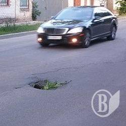 На вулиці Гонча краще не гнати, бо там «провалъ» На вулиці Гонча краще не гнати, бо там «провалъ»