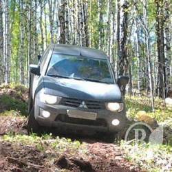 ˳ -  Mitsubishi L200