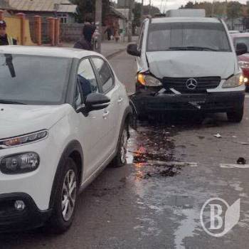 ̳ Mercedes     Citroen