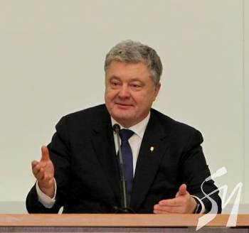 Порошенко про Атрошенка: Влад це мій старий друг Порошенко про Атрошенка: Влад це мій старий друг