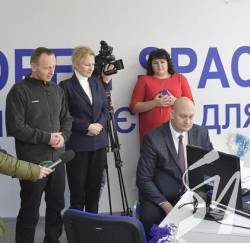 Чернігівцям тепер не треба сидіти в чергах за документами Чернігівцям тепер не треба сидіти в чергах за документами