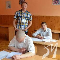Хто хоче на пробне ЗНО? Поворушіться, зареєструйтесь! Хто хоче на пробне ЗНО? Поворушіться, зареєструйтесь!