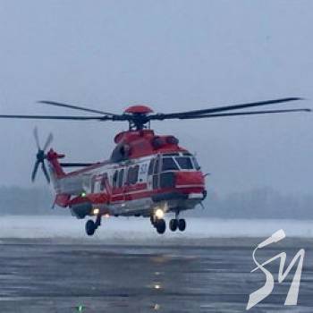    ͳ   -225 Super Puma