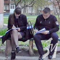 «Чорним піаром» підзаробляють в Чернігові навіть школярі «Чорним піаром» підзаробляють в Чернігові навіть школярі