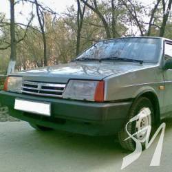 Рано-вранці ВАЗ збив насмерть людину на мопеді та дременув навтьоки Рано-вранці ВАЗ збив насмерть людину на мопеді та дременув навтьоки