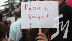 Грузинські кінотеатри відмовилися проводити сеанси російською мовою Грузинські кінотеатри відмовилися проводити сеанси російською мовою