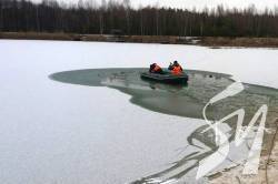 Біля Корюківки 66-річний рибалка провалився під тонку кригу водойми та потонув Біля Корюківки 66-річний рибалка провалився під тонку кригу водойми та потонув