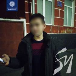У Чернігові патрульні виявили чоловіка, який перебували в розшуку за несплату аліментів У Чернігові патрульні виявили чоловіка, який перебували в розшуку за несплату аліментів