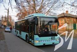 Двері тролейбуса придавили пасажира у Чернігові Двері тролейбуса придавили пасажира у Чернігові