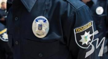 Водій напідпитку наїхав на чернігівського поліцейського Водій напідпитку наїхав на чернігівського поліцейського
