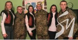 Військові артисти з Чернігова виступили з концертами на Донбасі Військові артисти з Чернігова виступили з концертами на Донбасі