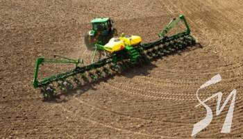 Аграрії в Україні прискорили посівну Аграрії в Україні прискорили посівну