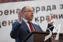 Очільник МОЗ: Україна знаходиться на порозі піку коронавірусу Очільник МОЗ: Україна знаходиться на порозі піку коронавірусу