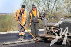 Шмигаль хоче відправити безробітних українців на будівництво доріг Шмигаль хоче відправити безробітних українців на будівництво доріг