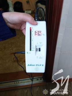 Поліція у Сновському районі відсторонила від керування дуже п’яного водія Поліція у Сновському районі відсторонила від керування дуже п’яного водія