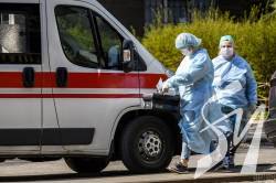 В Україні значно зріс показник активних коронавірусних хворих – нарада у Зеленського В Україні значно зріс показник активних коронавірусних хворих – нарада у Зеленського