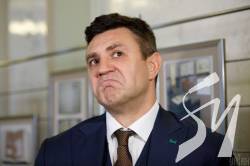 Власник Велюру Тищенко не зміг пояснити, чому його ресторан ігнорує карантин. ВІДЕО Власник Велюру Тищенко не зміг пояснити, чому його ресторан ігнорує карантин. ВІДЕО