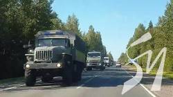 Їдуть колони вантажівок: росіяни перекидають автозаки і бійців Росгвардії до кордону Білорусі - ЗМІ Їдуть колони вантажівок: росіяни перекидають автозаки і бійців Росгвардії до кордону Білорусі - ЗМІ