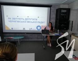 В Чернігові проігнорували звітування перед виборцями 32 депутати міськради