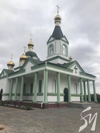 15 місяців боротьби за українську церкву в Парафіївці 15 місяців боротьби за українську церкву в Парафіївці