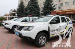 Поліцейські Чернігівщини отримали нові автівки Поліцейські Чернігівщини отримали нові автівки