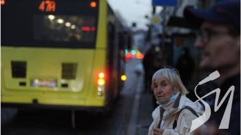 Українців штрафуватимуть за відсутність маски у громадських місцях Українців штрафуватимуть за відсутність маски у громадських місцях