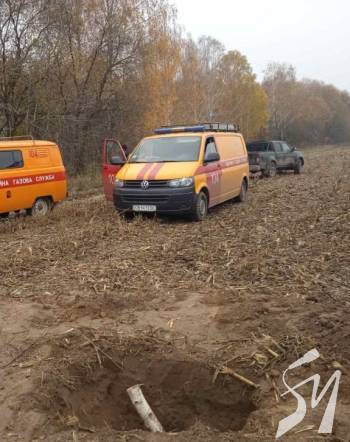 В Бобровицькому районі на Чернігівщині усувають пошкодження газопроводу В Бобровицькому районі на Чернігівщині усувають пошкодження газопроводу