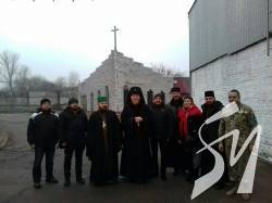 Освятили та встановили хрест храму Св. Івана Воїна на Ремзаводі у Чернігові Освятили та встановили хрест храму Св. Івана Воїна на Ремзаводі у Чернігові