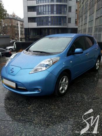   Nissan Leaf  ,   