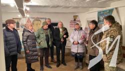 Чернігівський кобзар-лірник дав концерти для жителів і захисників Донеччини Чернігівський кобзар-лірник дав концерти для жителів і захисників Донеччини