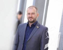 Проросійський нардеп Культенко продав авто дружині прихожанина РПЦвУ Халімона за мільйон Проросійський нардеп Культенко продав авто дружині прихожанина РПЦвУ Халімона за мільйон