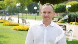 Мер Чернігова просить Ахметова передати будівлю «Укртелекому» під дитсадок Мер Чернігова просить Ахметова передати будівлю «Укртелекому» під дитсадок