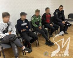 Поліція Чернігівщини встановила осіб, причетних до розбійного нападу в Бобровицькій громаді Поліція Чернігівщини встановила осіб, причетних до розбійного нападу в Бобровицькій громаді