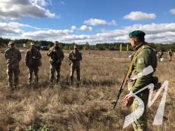 Прикордонники на півночі України відпрацьовують тактику бойового спротиву Прикордонники на півночі України відпрацьовують тактику бойового спротиву