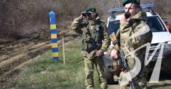 Прикордонникам України дозволили застосовувати вогнепальну зброю та фізичну силу. Оновлено Прикордонникам України дозволили застосовувати вогнепальну зброю та фізичну силу. Оновлено