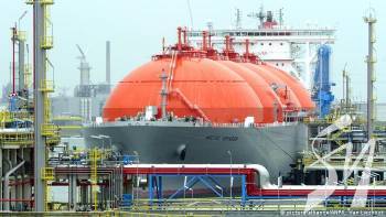 ʳ               Bloomberg