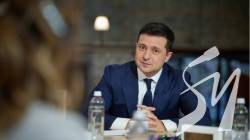 Зеленський попросив українців не панікувати: Не бігти по гречку й сірники Зеленський попросив українців не панікувати: Не бігти по гречку й сірники