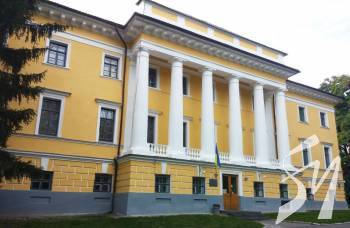 У чернігівському музеї зберігається шабля, що належала легендарному гетьману, ворогу Росії У чернігівському музеї зберігається шабля, що належала легендарному гетьману, ворогу Росії