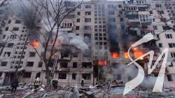 У Києві снаряд влучив в 9-поверхівку і завод Антонов, загинули люди У Києві снаряд влучив в 9-поверхівку і завод Антонов, загинули люди