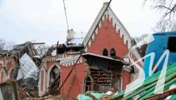 Рашисти поводяться як варвари: список історичних будівель, зруйнованих у Чернігові Рашисти поводяться як варвари: список історичних будівель, зруйнованих у Чернігові