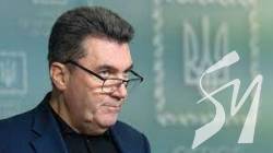 Данілов розповів, коли запрацює ленд-ліз та чому недостатньо зброї Данілов розповів, коли запрацює ленд-ліз та чому недостатньо зброї