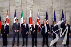  G7    '   ,  Bloomberg
