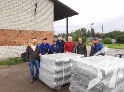 Чернігів та територіальні громади області отримали одинадцять тонн плівки з Польщі. Чернігів та територіальні громади області отримали одинадцять тонн плівки з Польщі.