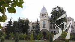 У Чернігові відновила роботу бібліотека, яка постраждала від російських обстрілів У Чернігові відновила роботу бібліотека, яка постраждала від російських обстрілів