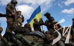 ЗСУ встановили прапор у Невському на Луганщині. ВІДЕО ЗСУ встановили прапор у Невському на Луганщині. ВІДЕО