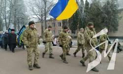 На Чернігівщині попрощалися із двома полеглими Героями На Чернігівщині попрощалися із двома полеглими Героями