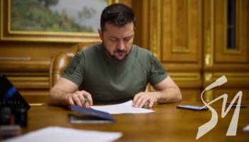 Зеленський ввів у дію рішення РНБО про санкції проти 51 фізичної та 220 юридичних осіб Зеленський ввів у дію рішення РНБО про санкції проти 51 фізичної та 220 юридичних осіб